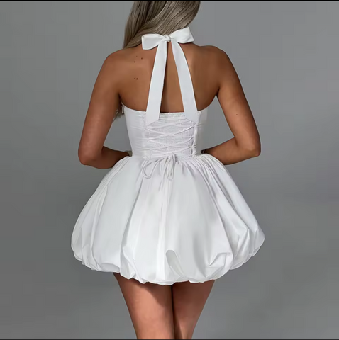 Stillvolles Schwarzes kurzes Ballonkleid mit Korsagen-Schnürung hinten